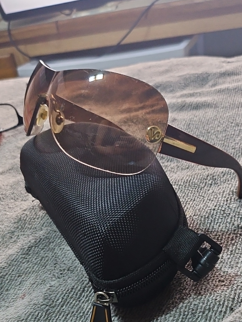 VOGUE designer Brown Rimless  Sunglasses with Gold Accents Please Read!!